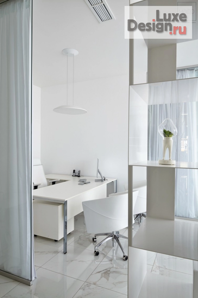 Дизайн интерьера офиса "Интерьер офиса сети химчисток в Москве" (фото 6)