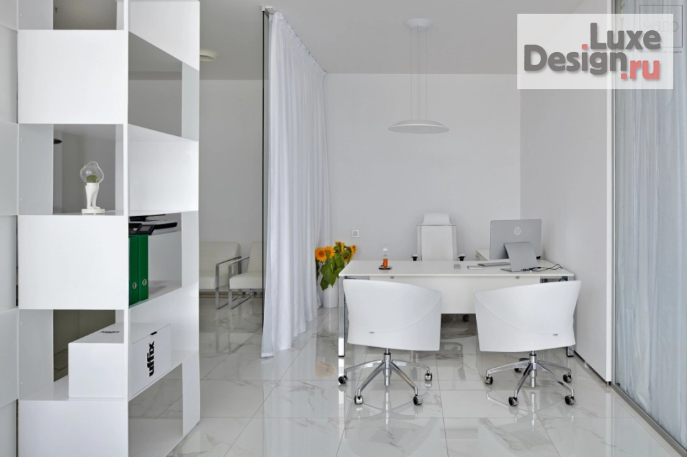 Дизайн интерьера офиса "Интерьер офиса сети химчисток в Москве" (фото 7)