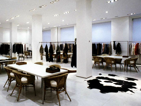 Дизайн интерьера шоу-рума в Ростове-на-Дону "P.A.R.O.S.H — бутик элитной итальянской одежды 200 кв.м."