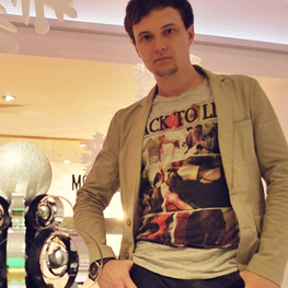 Дизайнер интерьера "Бузоверов Роман Владимирович"