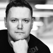 Дизайнер интерьера Сергей Старцев